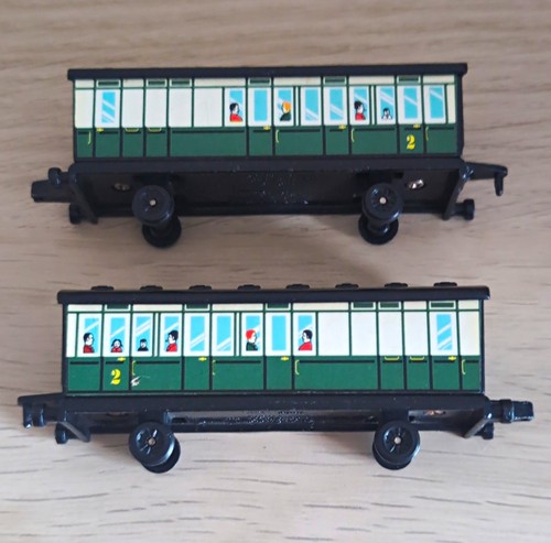 Ertl Thomas & seine Freunde Spur O grüne Reisezugwagen x2 MPN 17826 | Condition: Used
