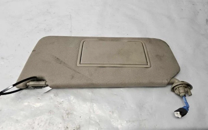 2013-2018 Acura RDX Left Driver Side Sun Visor illuminated Assembly Oem Tan - Image 2 of 4