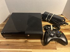 Microsoft Xbox 360 E Console power chord controler Model 1538 Black System