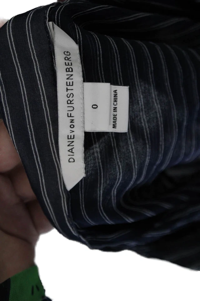 Camisa Diane Von Furstenberg para mujer a rayas con botones azul marino talla 0 Foto 4 de 4