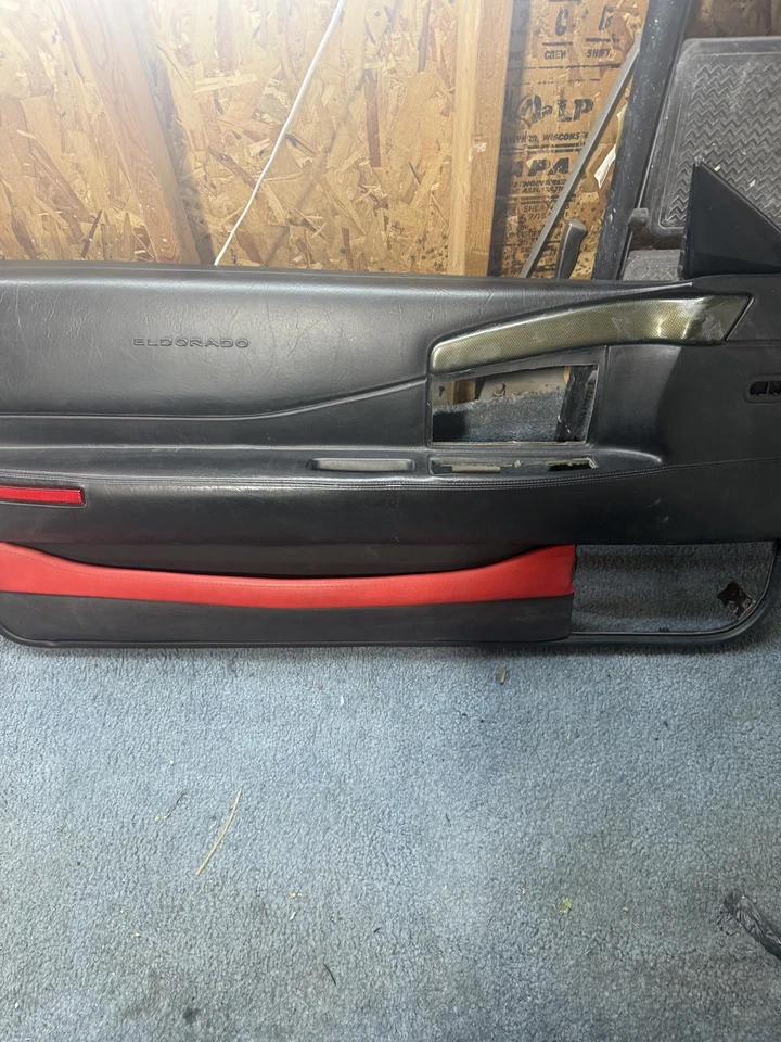 97-02 Cadillac Eldorado Passenger Driver Interior Door Panel Set - Image 2 of 4