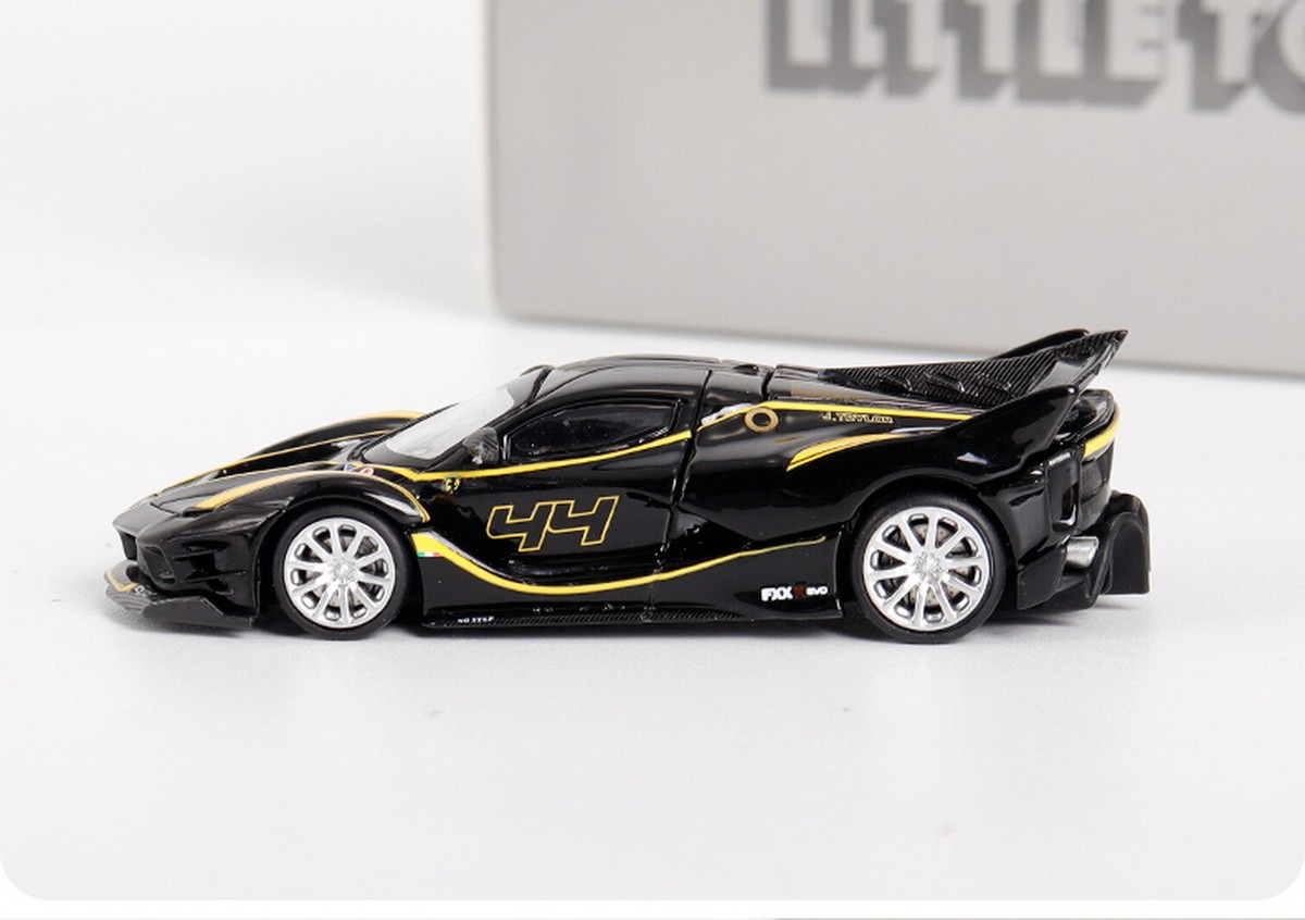 1:64 フェラーリFXXK EVO エンジンフード開閉 1/399 Amazon.co.jp: 1:64 AMA フェラーリ FXX-K EVO 赤 限定399