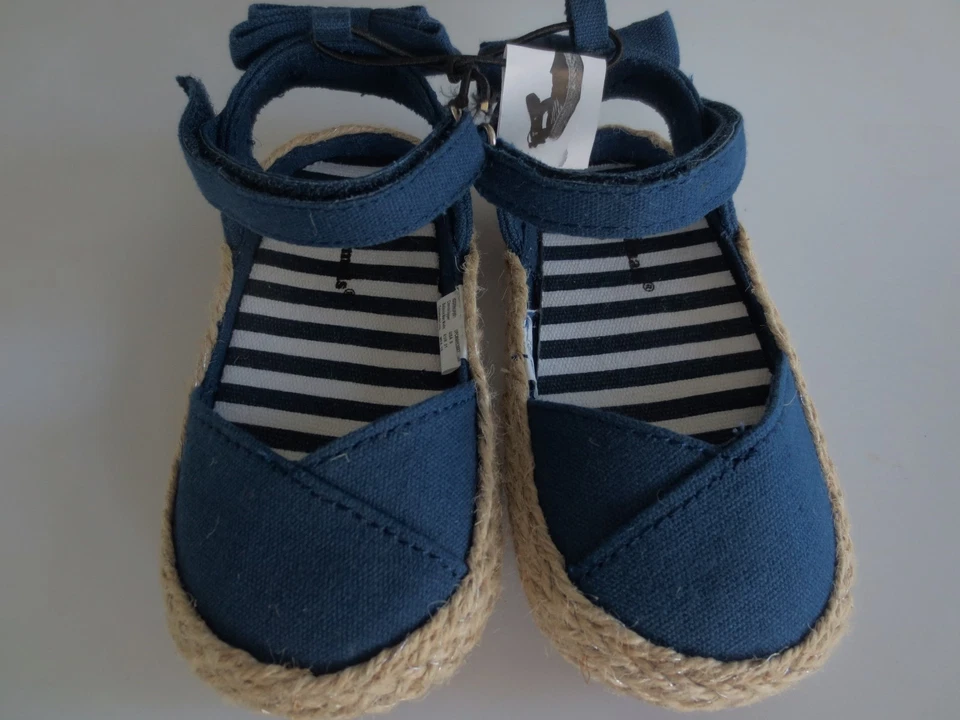 NUEVO Niña Infante **6-9-12-18* Meses GARANIMALS Azul Alpargatas Zapatos Sandalias Foto 2 de 4