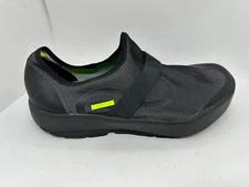 Oofos Oomg Mens Shoes Size US10.5 EU 43.5 Black Fibre Low Slip-On Style