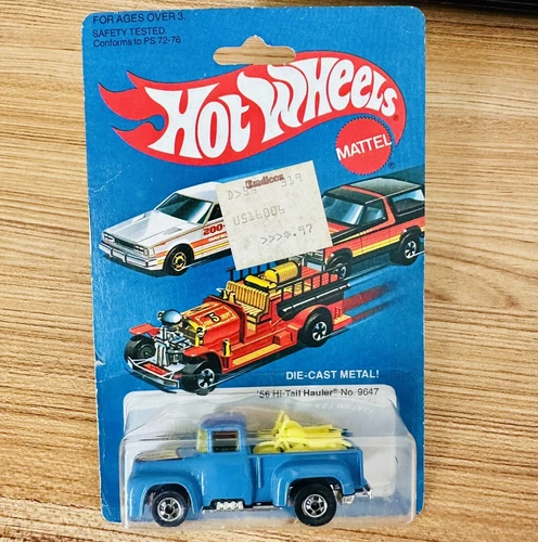 Hot Wheels Blackwall 1981 56 Hi Tail Hauler Truck Enamel Blue w/ Yellow Bikes