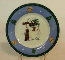 PFALTZGRAFF "SNOW BEAR" ACCENT SALAD PLATE - WHITE BEAR WITH SCARF AND TREE