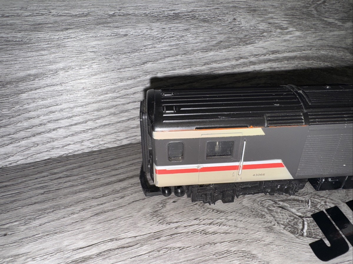 Hornby High Speed Train 43125 中古 Hornby Railways R336 High Speed BR Inter City Hst 125 Class