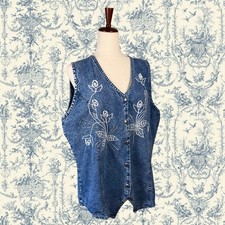 VTG Women  s Embroidered Denim Button Blue Vest Sz L Boho Cottagecore Grandmacore
