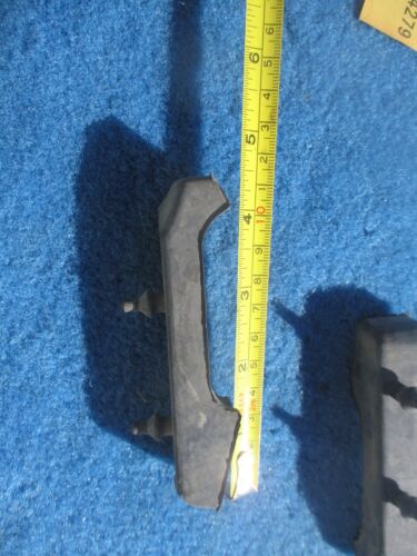 1971 1973 Buick GS Riviera OEM Radiator Tank Cushions TWO NOS GM # 1236778 - Picture 4 of 5