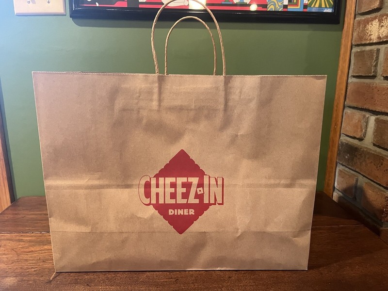 CHEEZ-IN DINER TAKEOUT BAG Cheez-It Cheese Viral Pop Up Restaurant RARE Promo