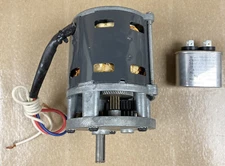 Reversible 10 RPM, 65 in-lb, 1/40 HP gearmotor with 5 MFD run capacitor