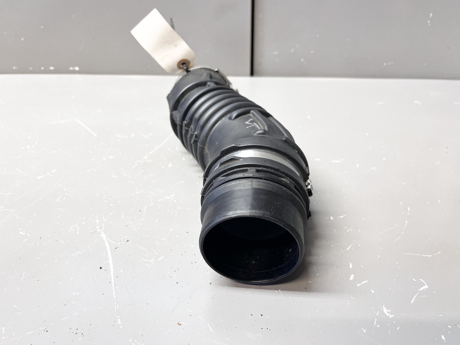 ⭐️2014-2019 Maserati Ghibli Turbo Left Front Air Intake Duct Pipe 670001591 OEM