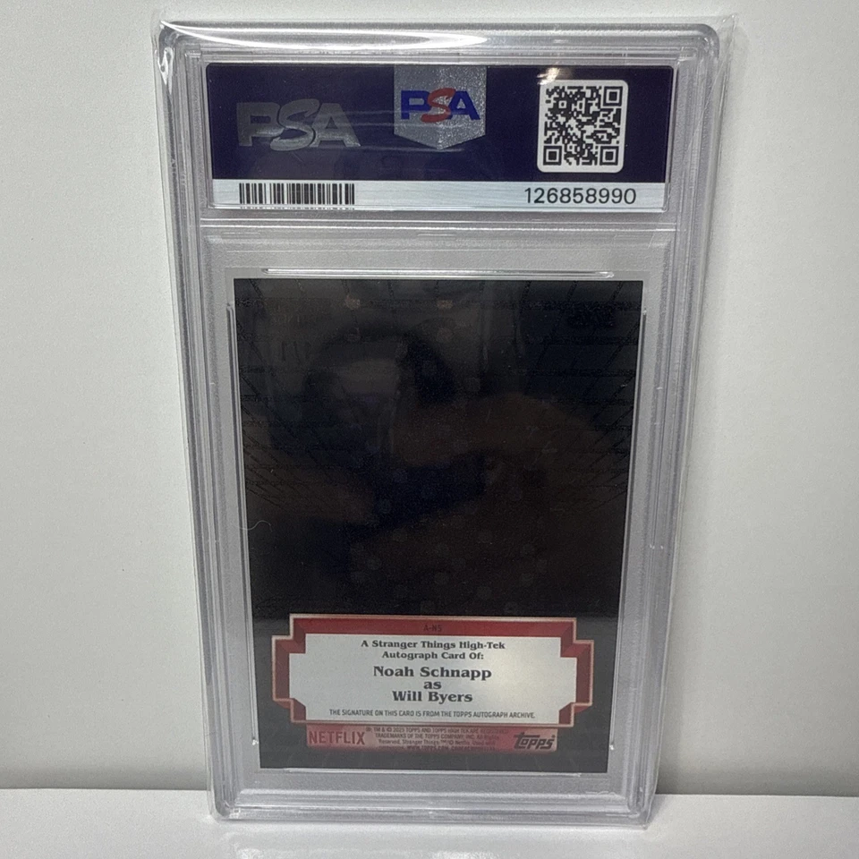 2025 Topps Stranger Things High Tek Noah Schnapp AU-Void Auto Black Diffract 1/1 - Image 2 of 2