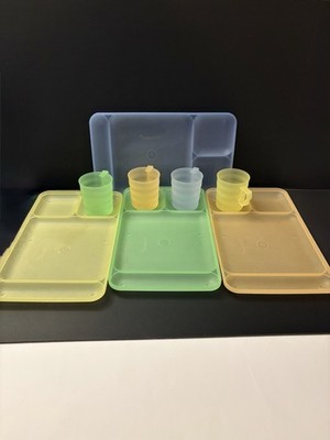 Four Pastel Tupperware Lunch  Trays & 4 Pastel Cups.Great For Meals Or Picnics.