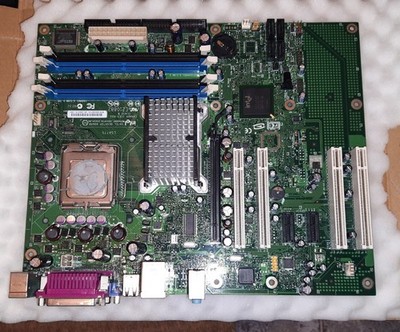 Intel D945GNT C96315-404 Socket LGA775 Motherboard + CPU