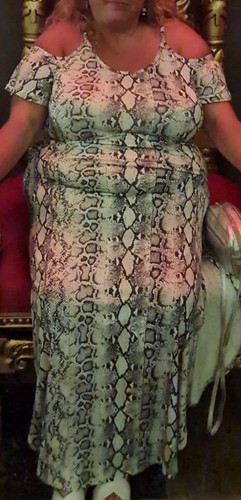 SNAKE PRINT STRETCHY MAXI DRESS OPEN SHOULDER WITH POCKETS. PLUS 2X (24/26/28). - Picture 17 of 24