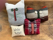 Primitive Winter Cats Set of Three Kitties  Bowl Fillers Ornies