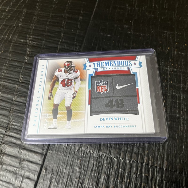2020 Panini National Treasures Devin White 1/1 Tremendous Treasures Laundry Tag 