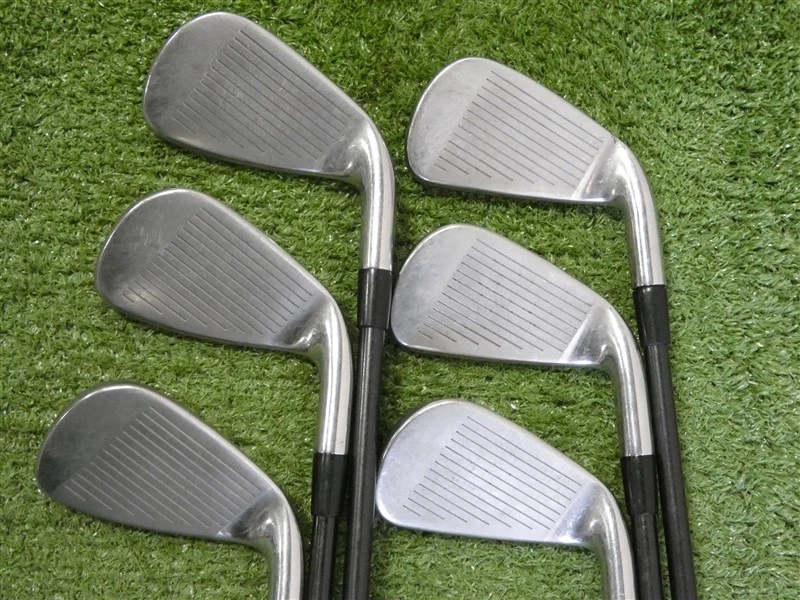 Titleist AP1 712 Womens Left Hand Irons 5-P Tour AD 50i Ladies Graphite  - Image 3 of 4