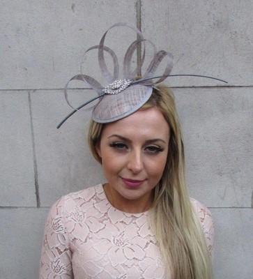 pillbox hat fascinator