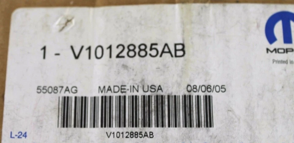 Pastillas de freno delanteras OEM Mopar Dodge Stratus Chrysler Cirrus V1012885AB Foto 3 de 3