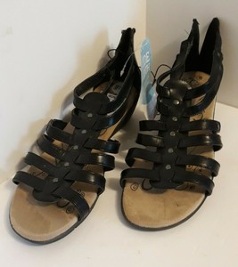 womens black strappy sandals