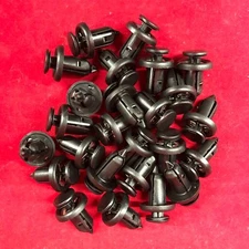 QTY 100: Nylon Bumper Retainer Clips For Honda & Acura #91506-S9A-003 USA SELLER