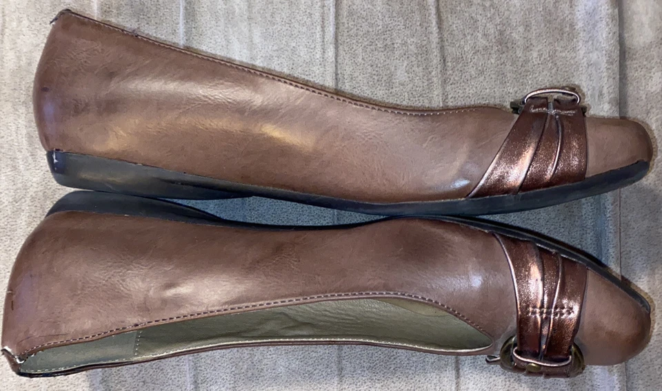 Sapatos femininos Fitzwell Phalon sem fivela de cobre metálica tamanho 8,5 W - Imagem 3 de 4