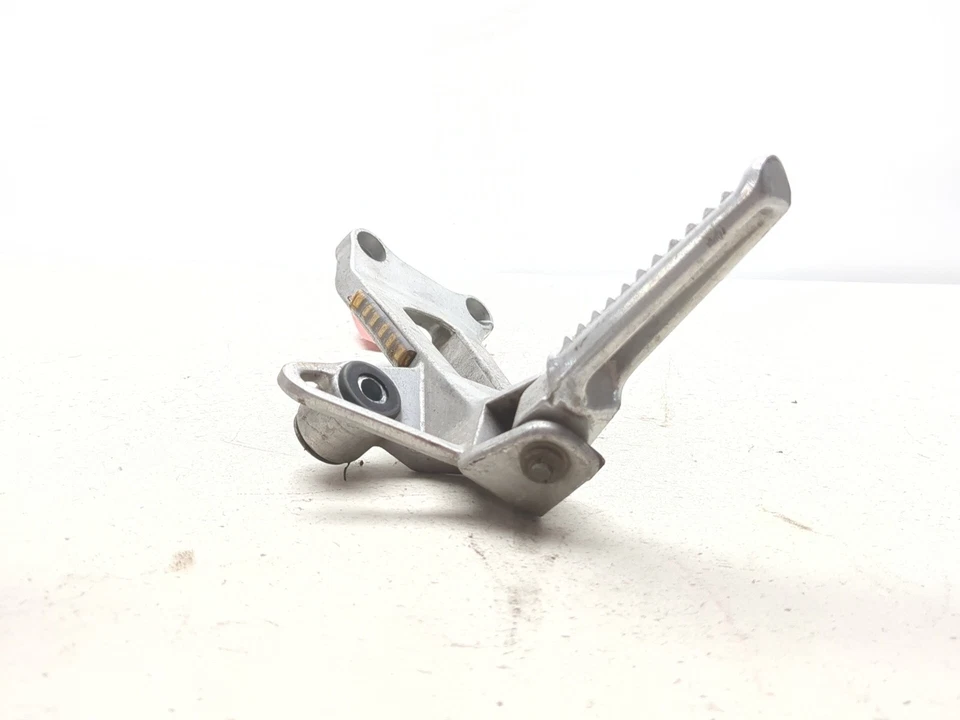 01-06 Clavija trasera derecha pasajero Honda CBR600 F4i TRSH PL Foto 4 de 4