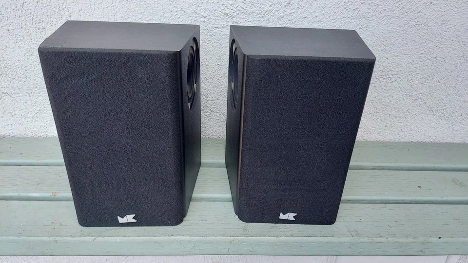 Altavoces envolventes tripolares Miller & Kreisel M&K MPS-1525 como están Foto 2 de 4