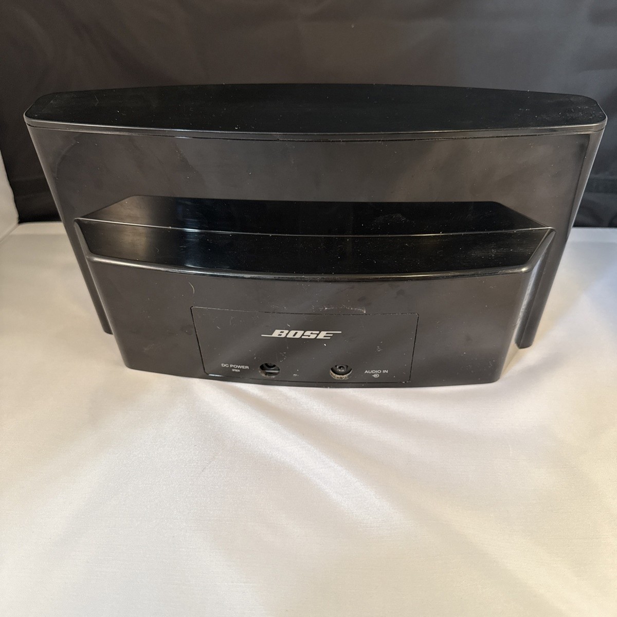 Bose SoundDock Series II Digital Music System Speaker - In Box