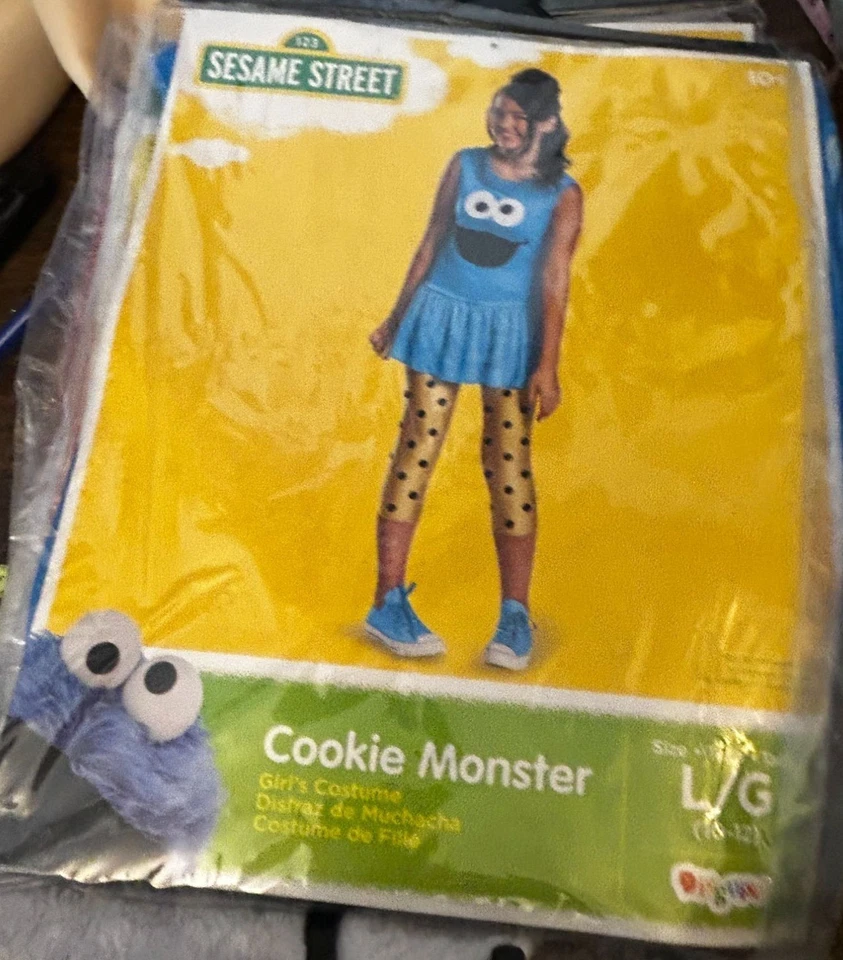 Disguise Sesame Street Cookie Monster Tween Classic Costume, Large/10-12 - Image 2 of 3