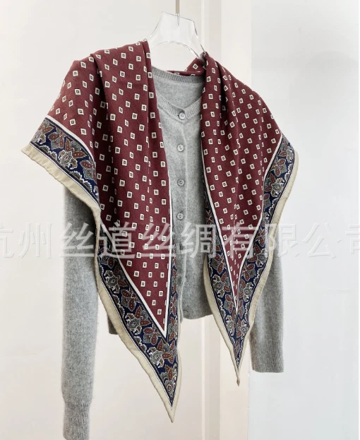 70% Cashmere 30% Silk Scarf Triangle 2 face Shawl 160cmX65cm Red polka dot Print - Image 2 of 4