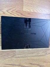 Skyrhyme Frame 10 inch Wi-Fi Digital Touch Screen Picture Frame with 8GB Storage