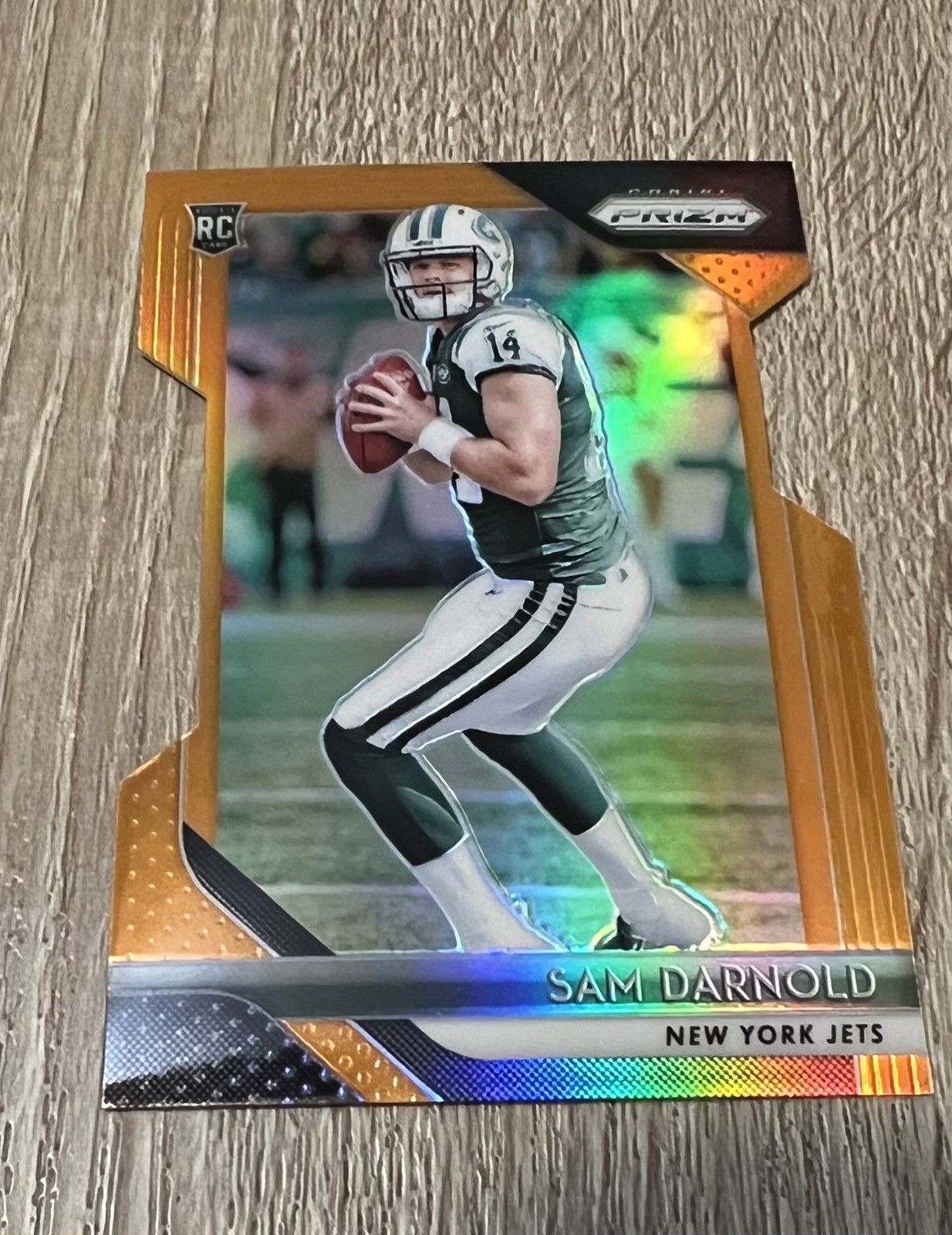 2018 Panini Prizm #203 Sam Darnold RC Orange /249 Prizm Die-Cut Rookie Seahawks