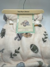 Pooh-Bear-Collection Winnie the Pooh Baby Blanket 30 x 40 in White/Multicolor