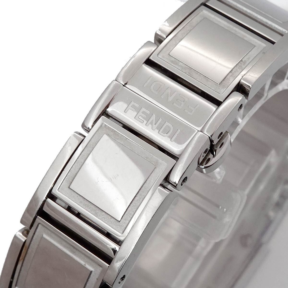 【説明要確認】FENDI REGISTERED MODEL QUARTZ 説明要確認】FENDI REGISTERED MODEL QUARTZ Rare Vintage Fendi