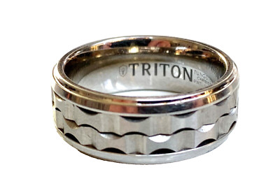 Silver Tone Patterned Triton Ring Size 10.75