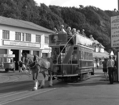 Photo - Ready for a top-deck ride  c1995