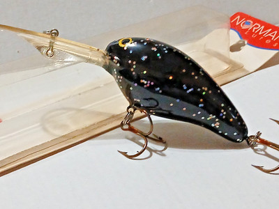 New Norman 5/8 Oz Black Silver Glitter DD22 Crankbait DD22 USA MADE GELKOTE