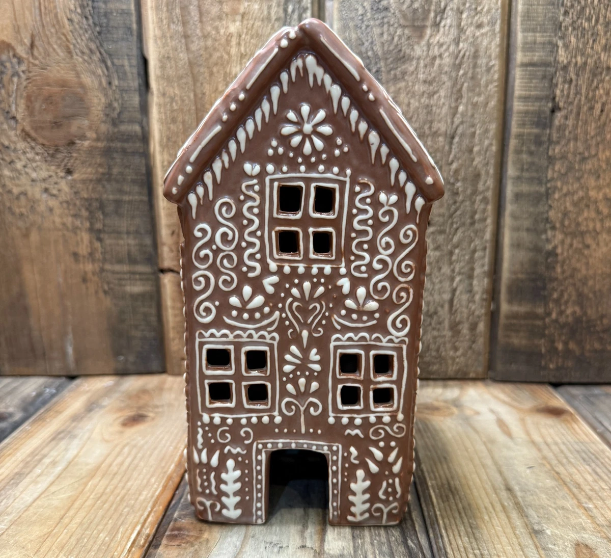 POTTERY BARN GINGERBREAD VILLAGE HOUSE TALL 8.75