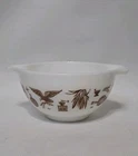 Pyrex 441 Early American Brown on White Cinderella Mixing Bowl 1.5 Pint
