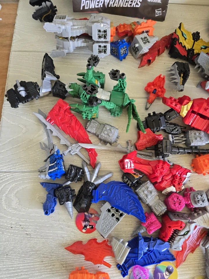 Lote de piezas para figuras de acción Hasbro Power Rangers Dino Fury Zord Link MMPR Foto 3 de 4