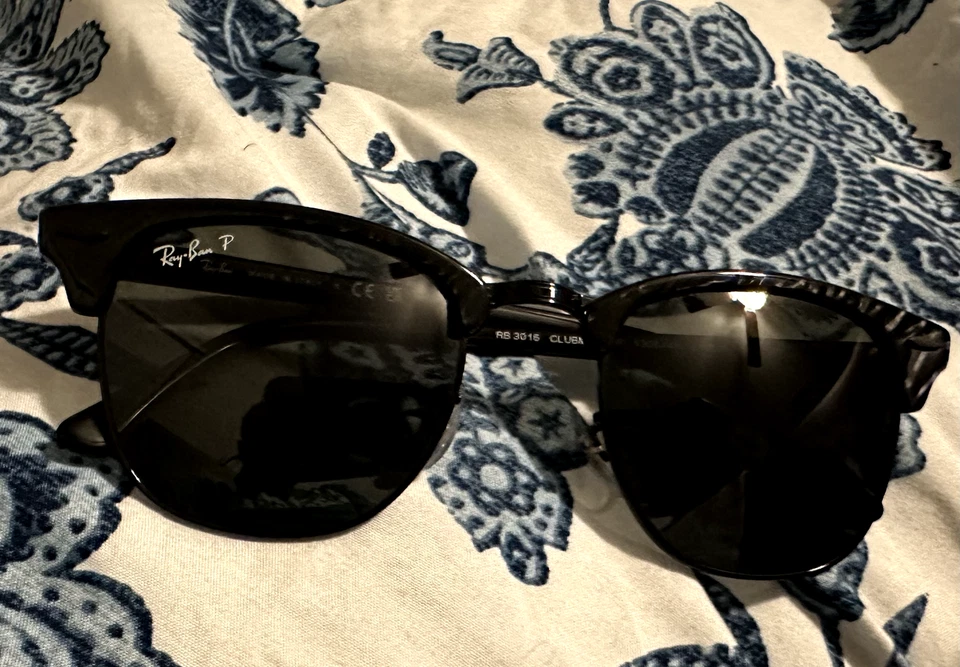 Gafas de sol unisex Ray Ban RB3016 Clubmaster Foto 2 de 2