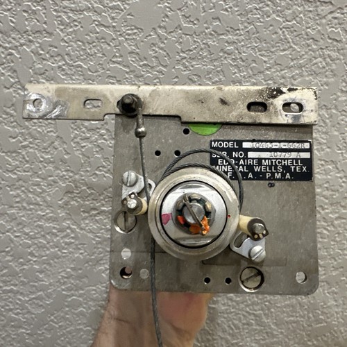EDO-AIRE MITCHELL ROLL SERVO P/N 1C465-1-662R