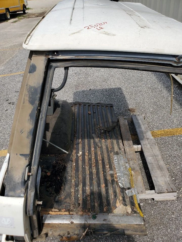 Land Rover Range Rover 1987 1988 1989 OEM cuarto de conductor trasero corte panel Foto 3 de 4