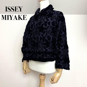 USED ME ISSEY MIYAKE PLEATED FLORAL PRINT JACKET, SHORT LENGTH, BLACK AND PURP