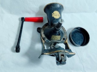 Vintage Spong Coffee Mill No 2 Made In England Metal Painted Catch Tray Handle