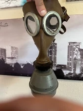 Belgian Army Gas Mask 1939 L.702