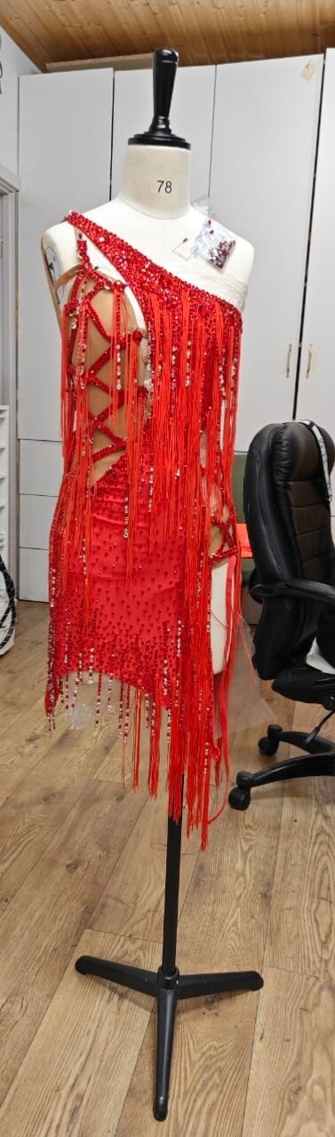 vestido rojo samba latina salsa bachata